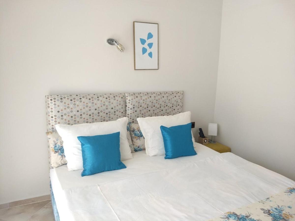 White Rose Guest Rooms Burgas by Eksteriør bilde