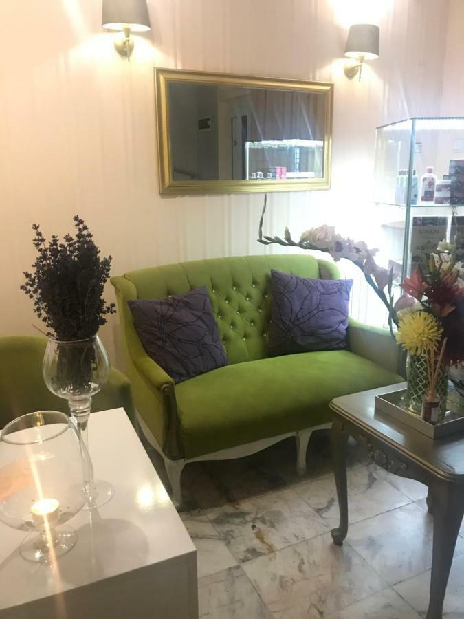 White Rose Guest Rooms Burgas by Eksteriør bilde